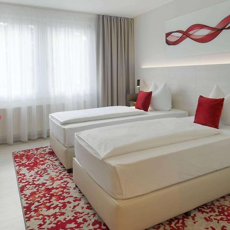 Hotel Ramada By Wyndham Dresda Esterno foto