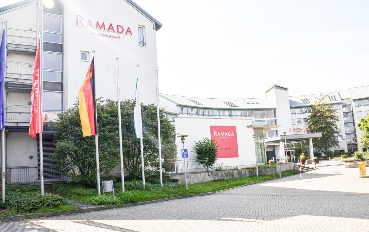 Hotel Ramada By Wyndham Dresda Esterno foto