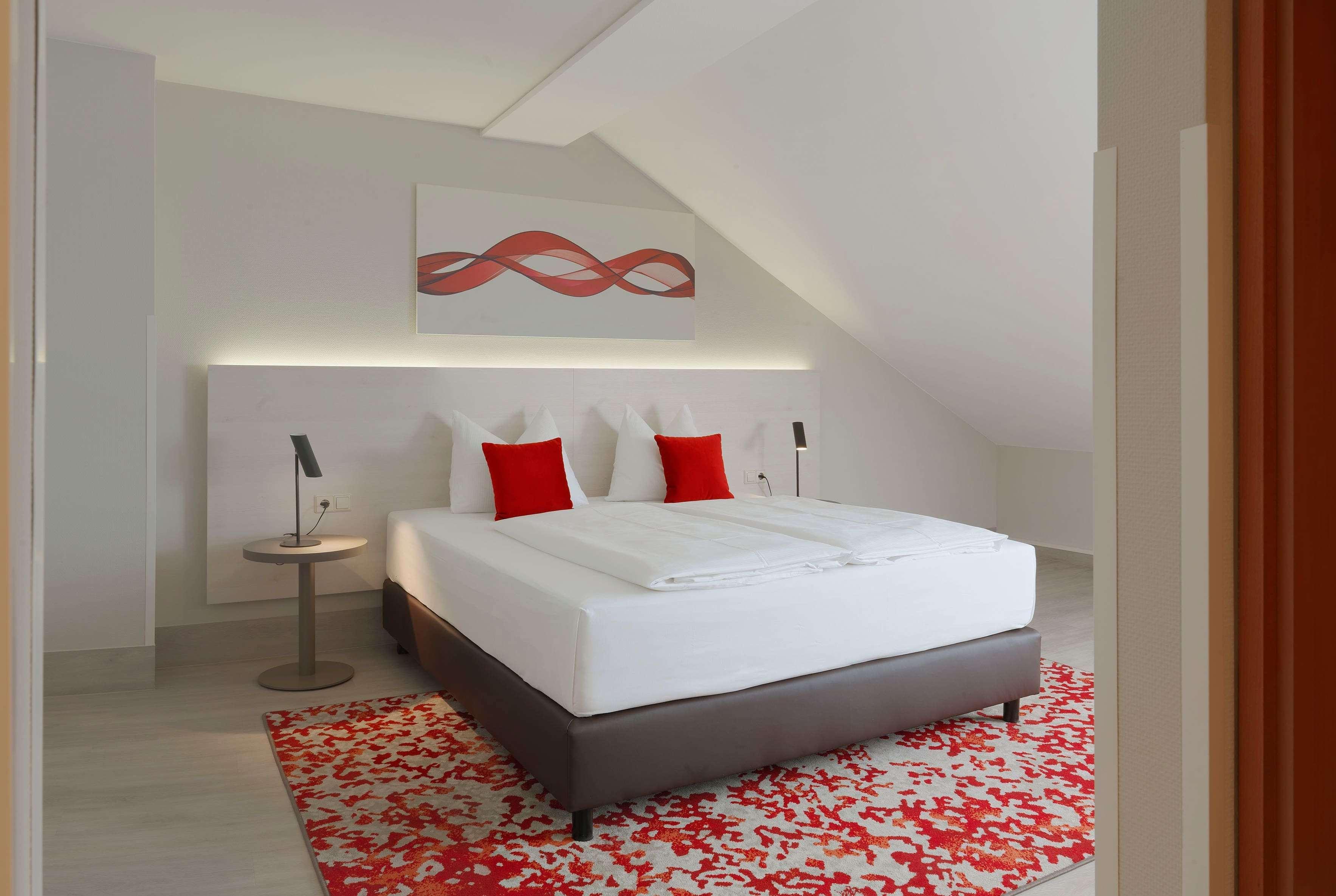 Hotel Ramada By Wyndham Dresda Esterno foto