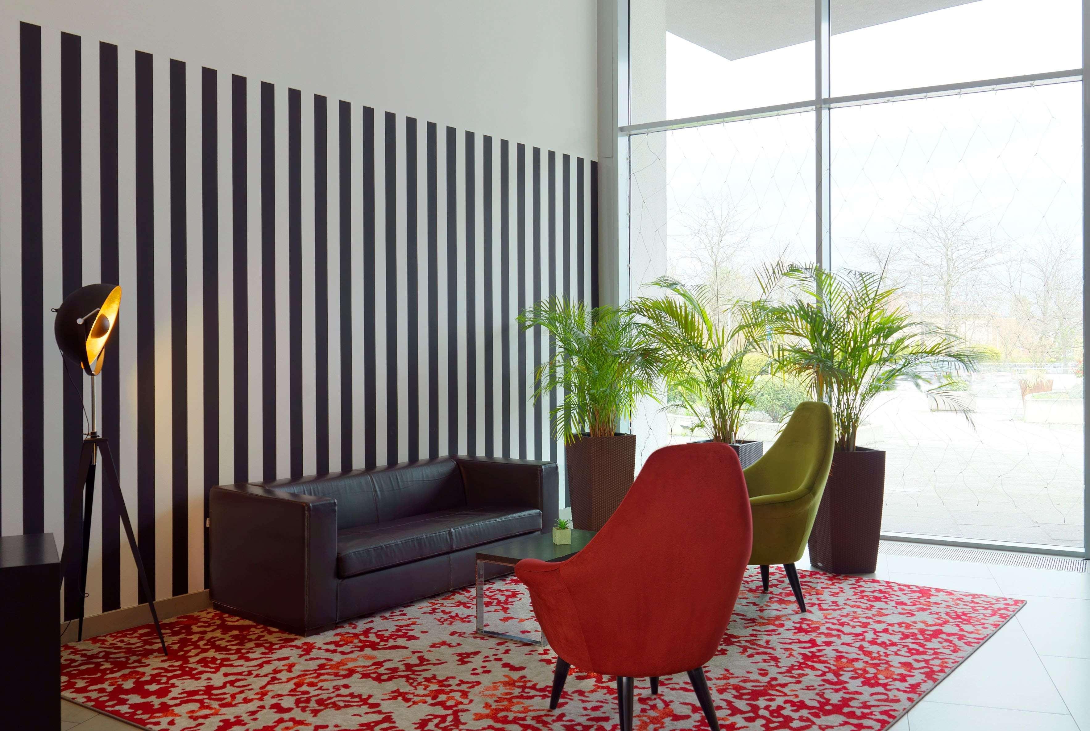 Hotel Ramada By Wyndham Dresda Esterno foto